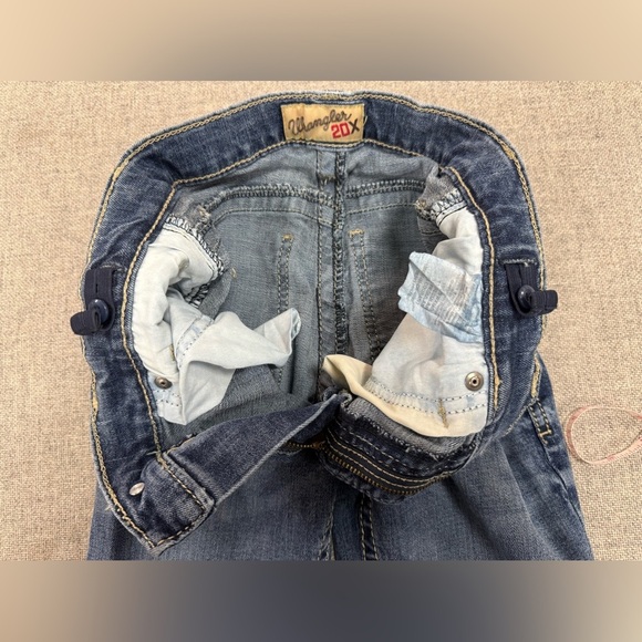 Wrangler 20X Jeans Boys Size 11 Reg Adjustable Waist Straight Leg Dk Denim 0077 - Picture 8 of 10